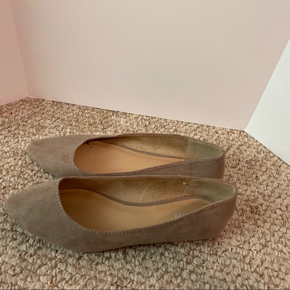 Taupe Flats - Picture 3 of 4